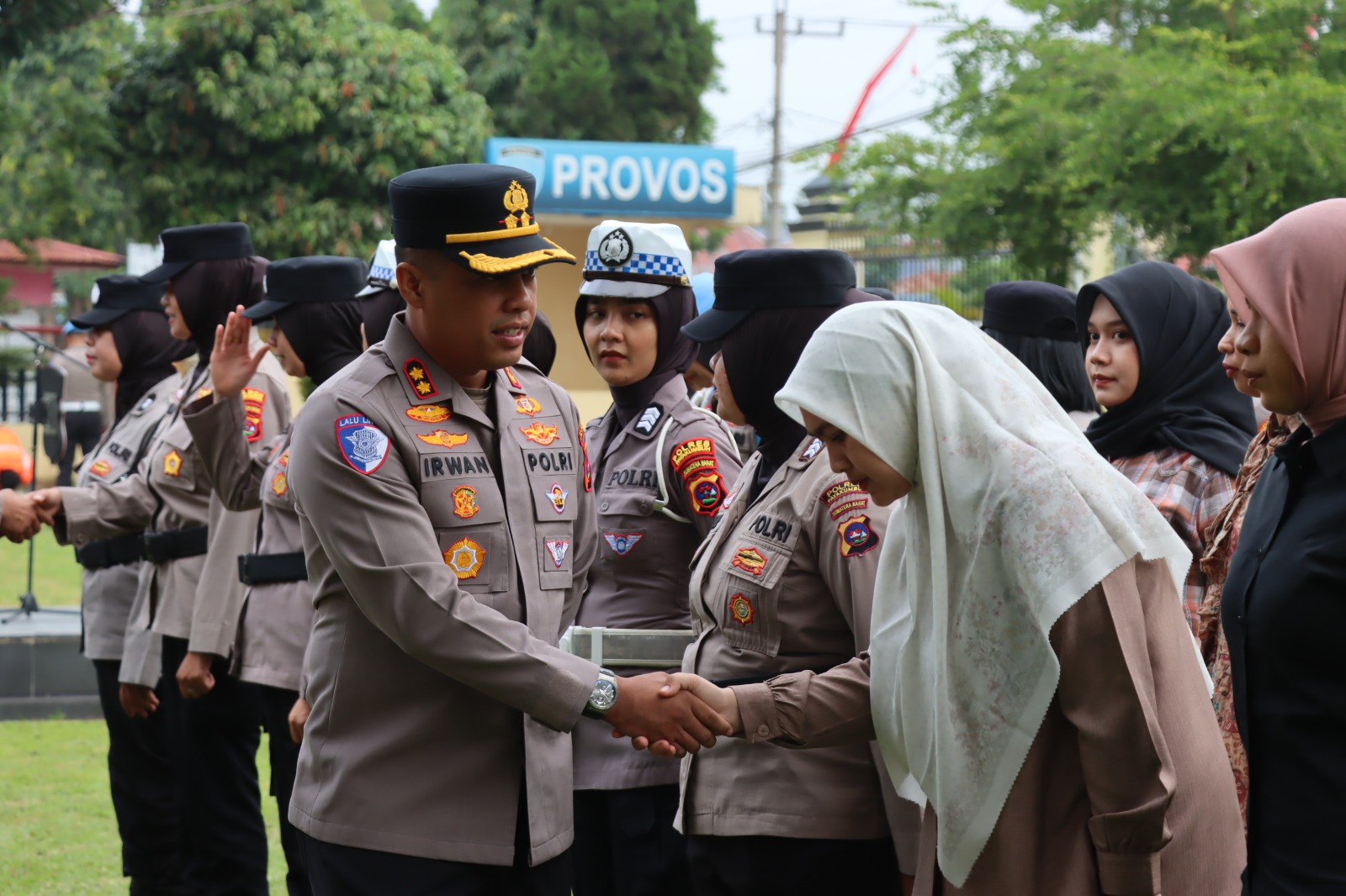HUT ke-78 Polwan, Kapolres Payakumbuh : " Teruslah Menjadi Sosok Humanis dan Profesional "